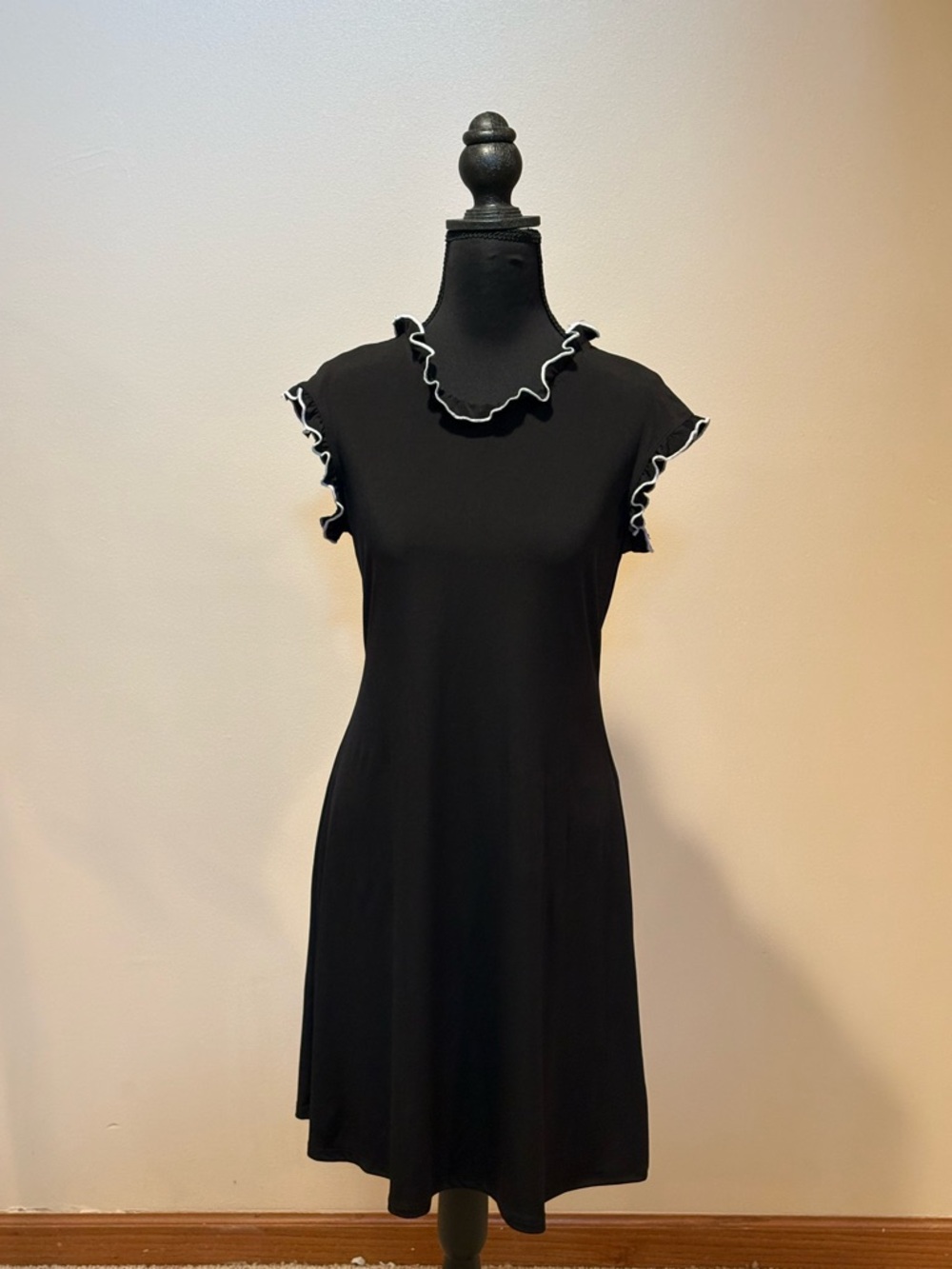 Nicole Miller New York Classic Black Women's Dress Size S